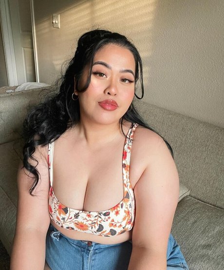 Nacktes geleaktes OnlyFans-Foto von Bellabun Bo Bae