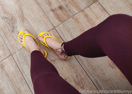 Nacktes geleaktes OnlyFans-Foto von Scarletbunnyy