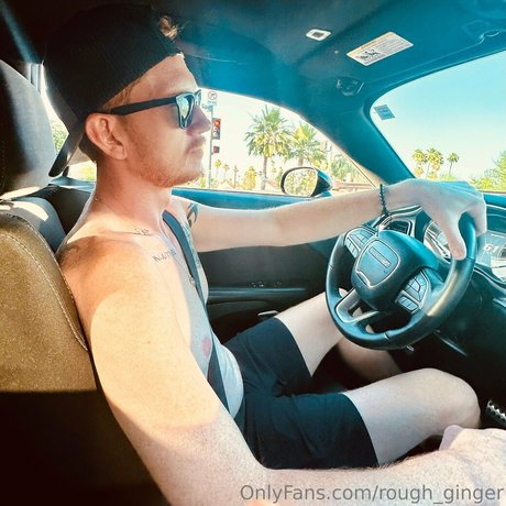 Nacktes geleaktes OnlyFans-Foto von Roughginger