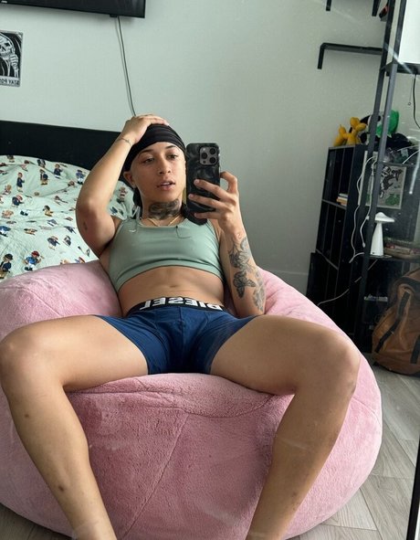 Nacktes geleaktes OnlyFans-Foto von Sixtyb1