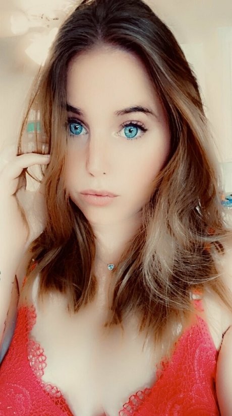 Blueeyesbombshell