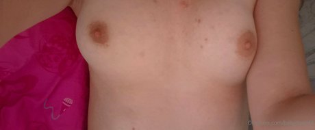 Nacktes geleaktes OnlyFans-Foto von Babydawn66