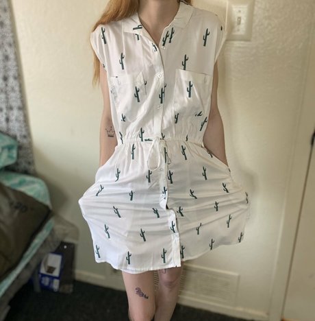 Nacktes geleaktes OnlyFans-Foto von Leahtheprincess