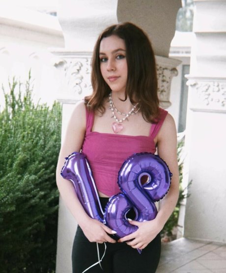 Nacktes geleaktes OnlyFans-Foto von Kacey Fifield