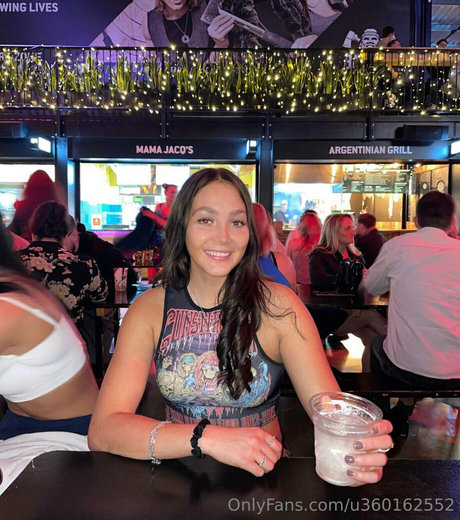 Nacktes geleaktes OnlyFans-Foto von Georgiagentlee