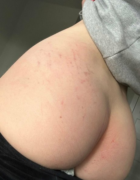 Nacktes geleaktes OnlyFans-Foto von Babybunnnie
