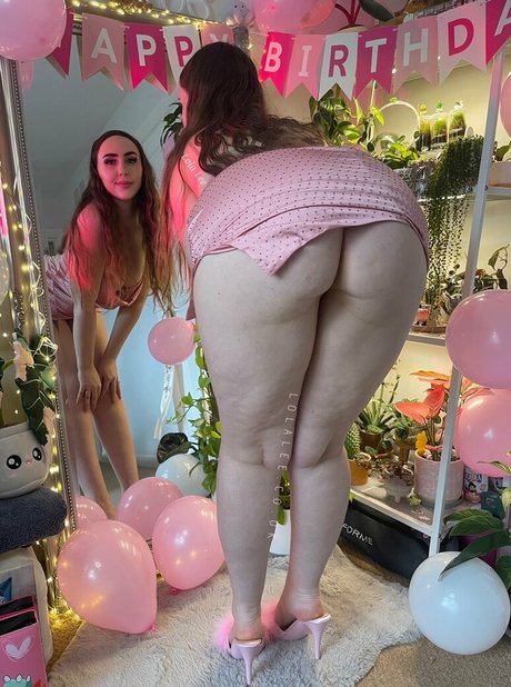Nacktes geleaktes OnlyFans-Foto von Lolalatexx