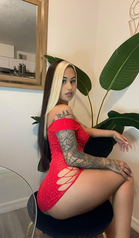 Nacktes geleaktes OnlyFans-Foto von Mamisextras