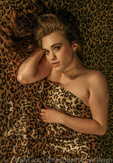 Modelmirandaleigh