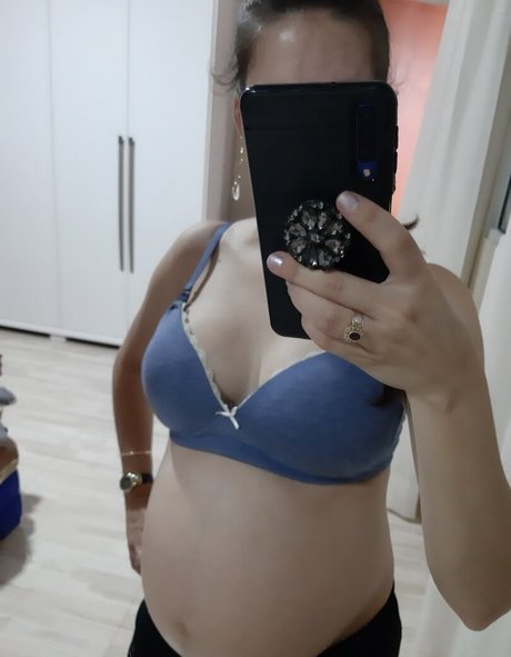 Nacktes geleaktes OnlyFans-Foto von Luminha Ggs