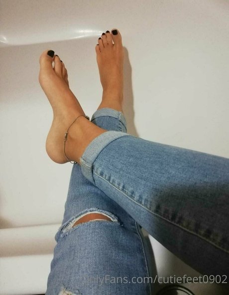 Cutiefeet0902