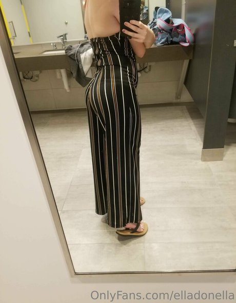 Nacktes geleaktes OnlyFans-Foto von Elladonella