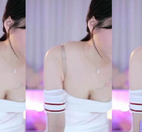 Nacktes geleaktes OnlyFans-Foto von Chujeong