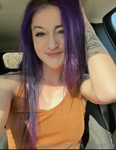 Nacktes geleaktes OnlyFans-Foto von Kelseyannefree
