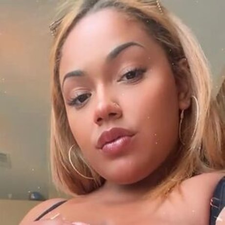 Nacktes geleaktes OnlyFans-Foto von Neverperfectt