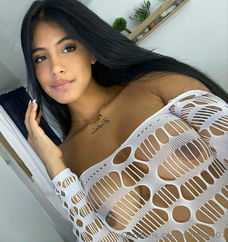 Nacktes geleaktes OnlyFans-Foto von Silvana Londono