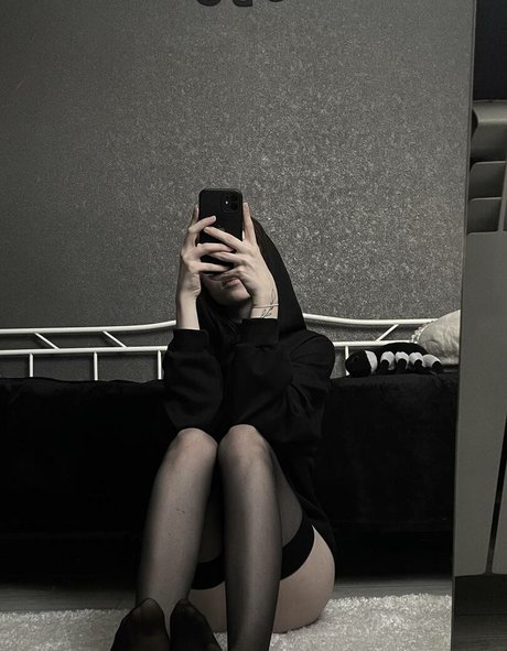 Nacktes geleaktes OnlyFans-Foto von Grystnayaanya