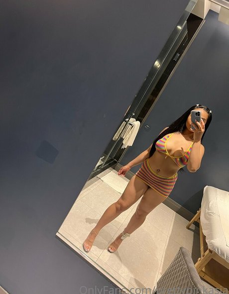 Nacktes geleaktes OnlyFans-Foto von Prettypinkasia