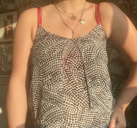 Nacktes geleaktes OnlyFans-Foto von Elena Sophia Nicolosi
