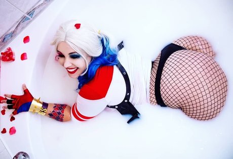 Nacktes geleaktes OnlyFans-Foto von Multifluffyness