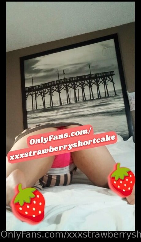 Nacktes geleaktes OnlyFans-Foto von Xxxstrawberryshortcake