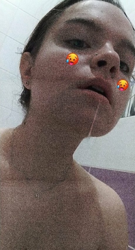 Nacktes geleaktes OnlyFans-Foto von Nevergonnalie