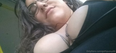 Nacktes geleaktes OnlyFans-Foto von Darkvenusbbw