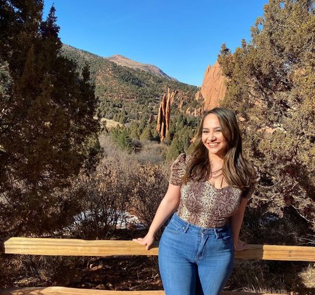 Nacktes geleaktes OnlyFans-Foto von Ellie Johnston
