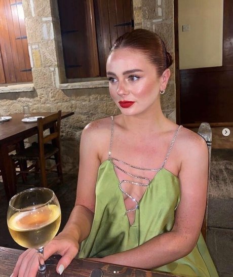 Nacktes geleaktes OnlyFans-Foto von Hannah Laresa Smith