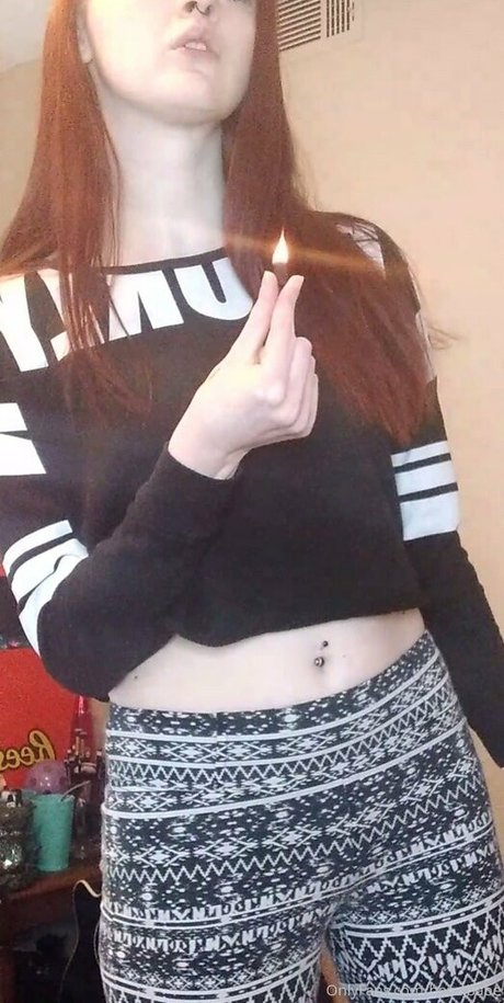 Nacktes geleaktes OnlyFans-Foto von Benzbabe
