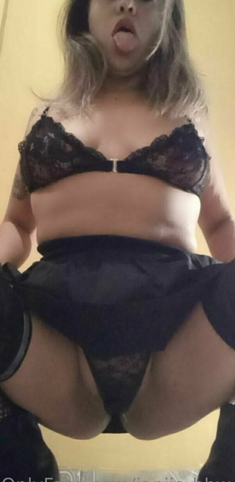 Janiis_bbw