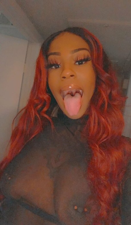 Nacktes geleaktes OnlyFans-Foto von Msbitchlucky