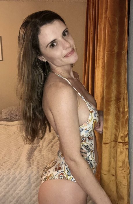 Nacktes geleaktes OnlyFans-Foto von Casuallies