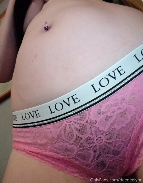 Nacktes geleaktes OnlyFans-Foto von Deedeelynn