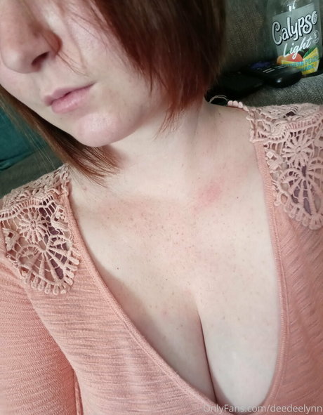 Nacktes geleaktes OnlyFans-Foto von Deedeelynn