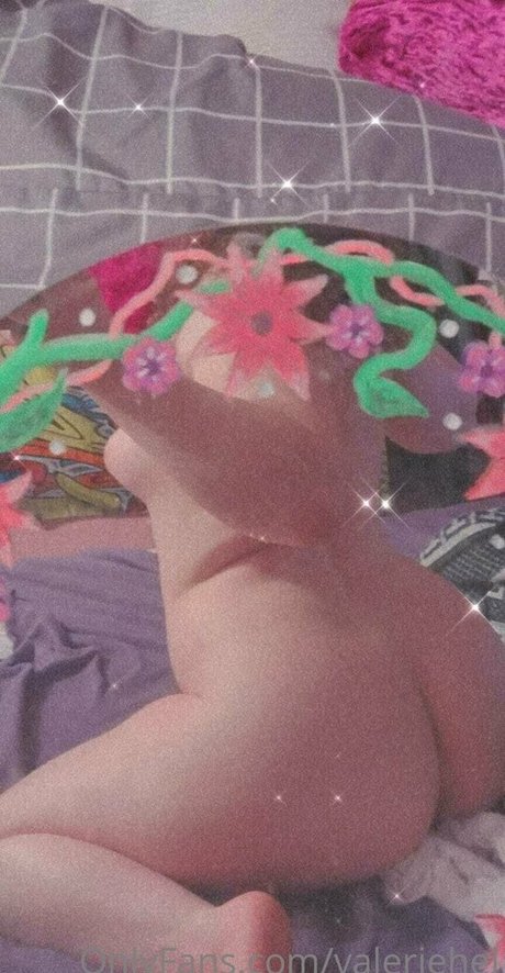 Nacktes geleaktes OnlyFans-Foto von Valeriehel