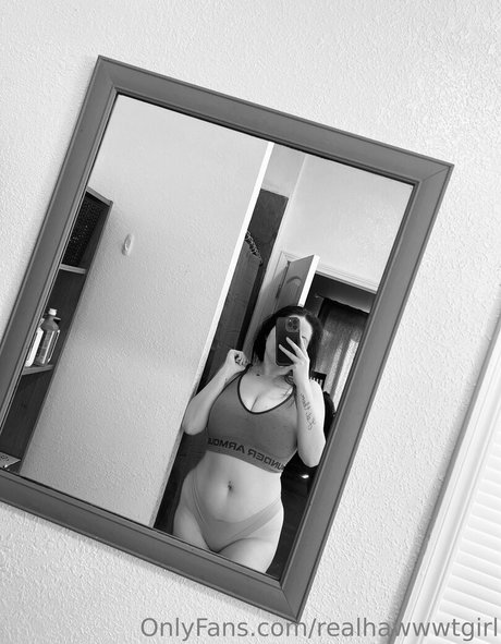 Realhawwwtgirl