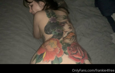 Nacktes geleaktes OnlyFans-Foto von Frankie4free
