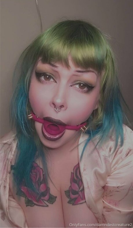 Nacktes geleaktes OnlyFans-Foto von Damndestcreature2