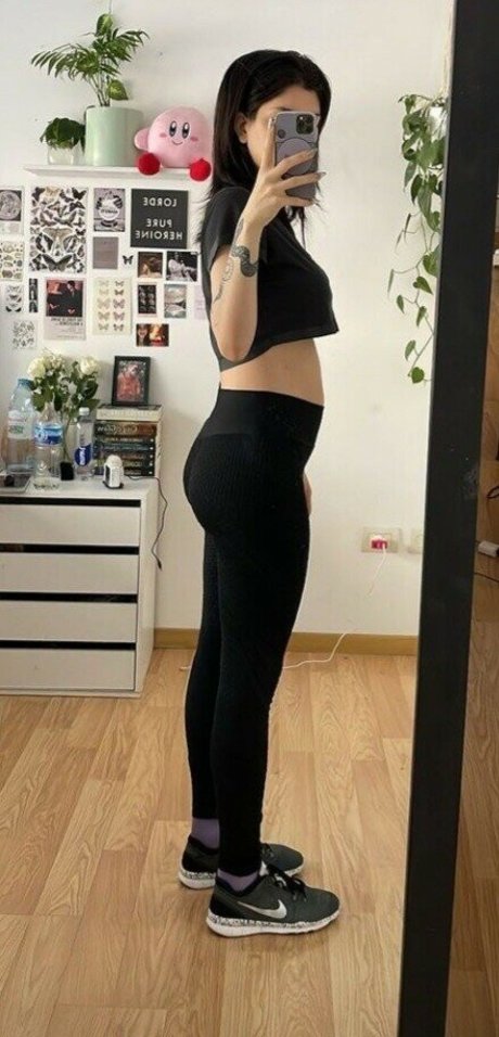 Nacktes geleaktes OnlyFans-Foto von Sofi Maure