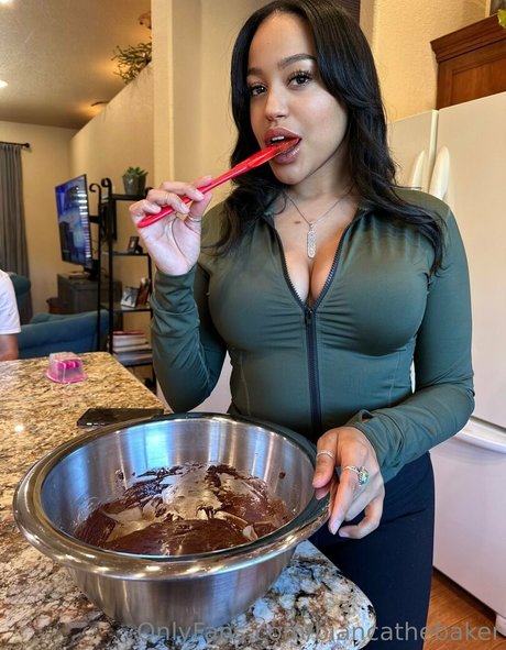 Nacktes geleaktes OnlyFans-Foto von Biancathebaker