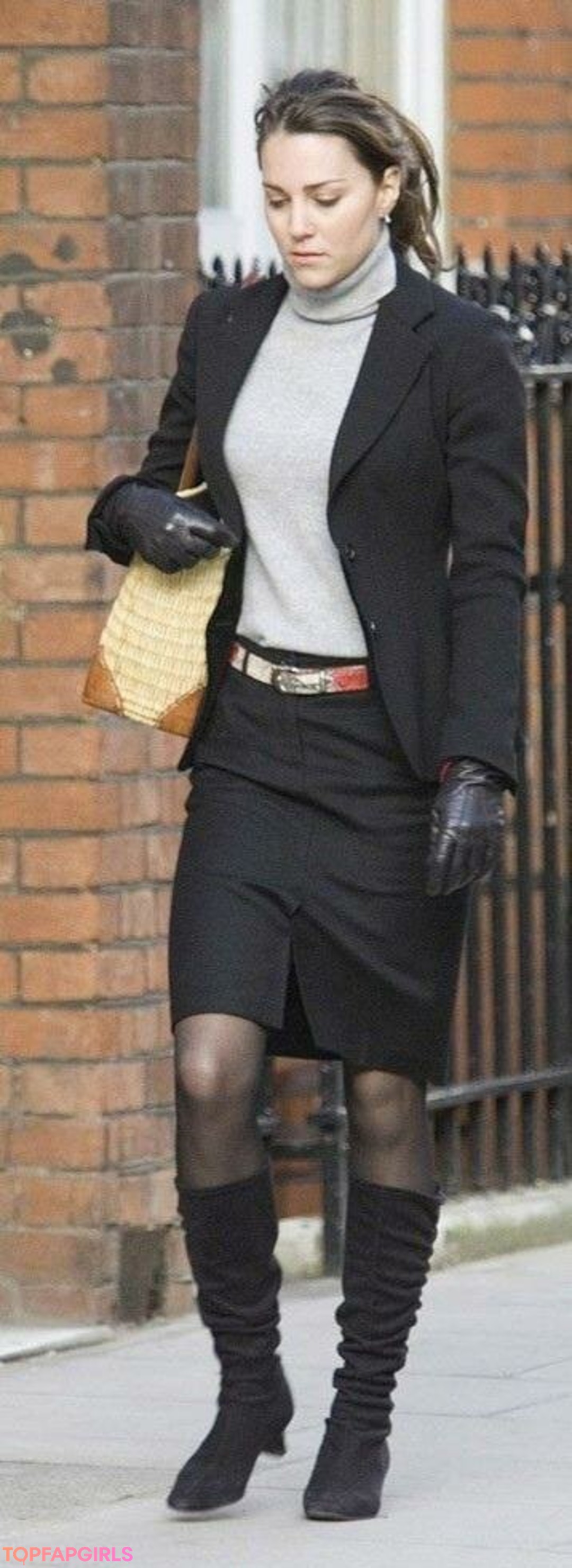 Nacktes geleaktes OnlyFans-Foto von Kate Middleton #38 Nacktes geleaktes OnlyFans-Foto von Kate Middleton #38