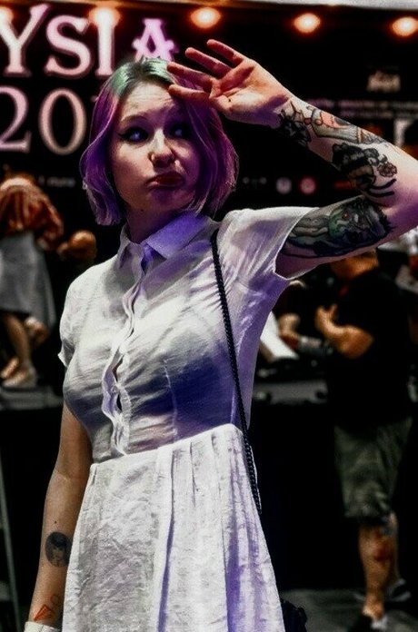 Weronika Truszczynska