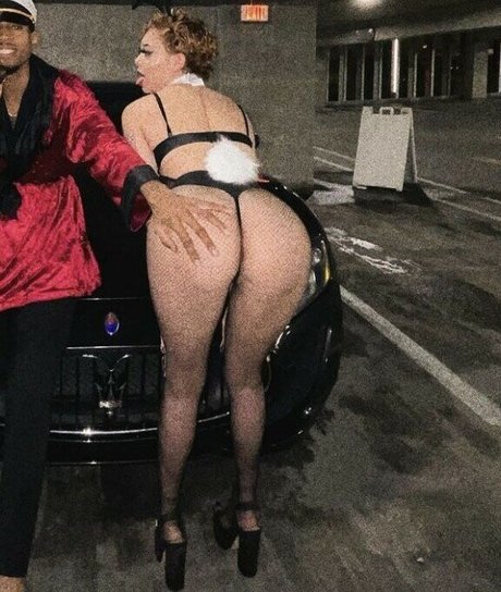 Nacktes geleaktes OnlyFans-Foto von Angelixxxo
