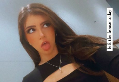 Nacktes geleaktes OnlyFans-Foto von Chrissy Costanza