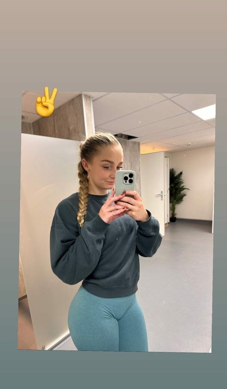 Nacktes geleaktes OnlyFans-Foto von Musarita