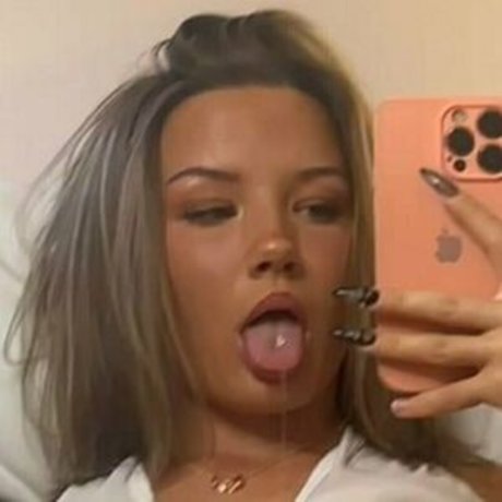 Nacktes geleaktes OnlyFans-Foto von Sjsjeuejdb