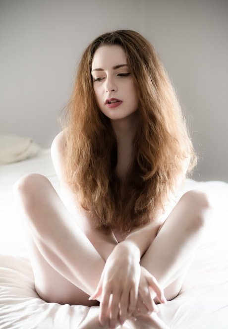 Nacktes geleaktes OnlyFans-Foto von Sarah Faire