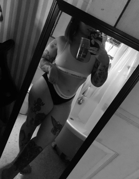 Nacktes geleaktes OnlyFans-Foto von Stepstool Sarah