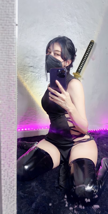 Nacktes geleaktes OnlyFans-Foto von Lily Waifu